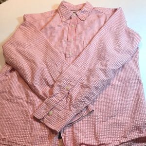 🦀Bills khaki men’s shirt size small pink & white